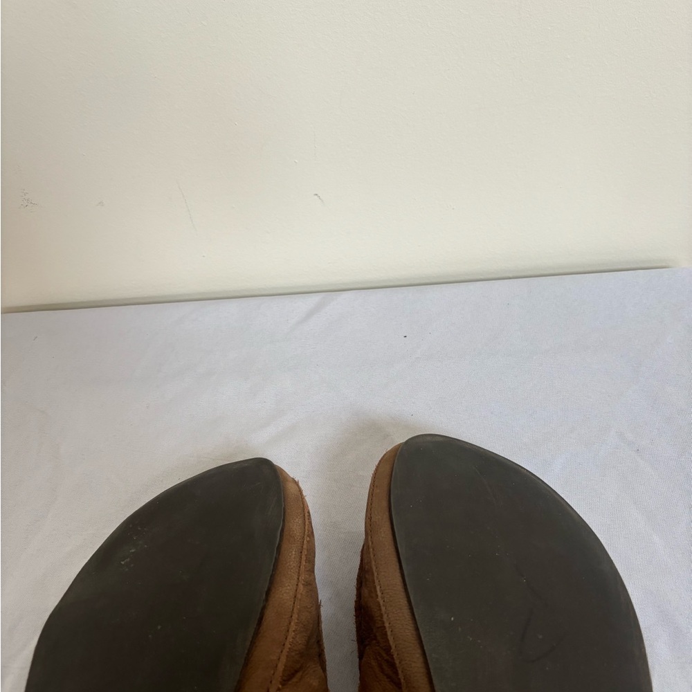 Olukai Moloa Slippers Olukai Moloa Slippers Mens size 13 Brown Leather Sheepskin - Picture 8 of 10